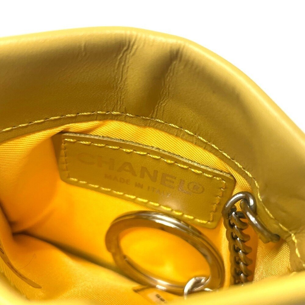 CHANEL Authentic Yellow Leather Logo Wallet - Picture 8 of 9